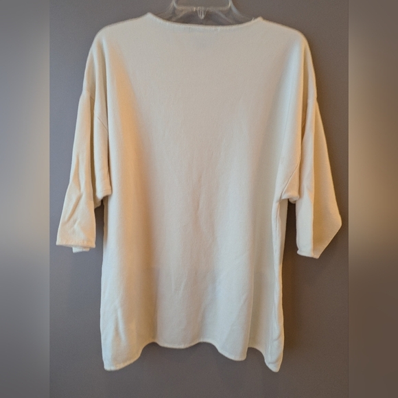 St. John Cream Wool Blend Knit Top M - Picture 2 of 10